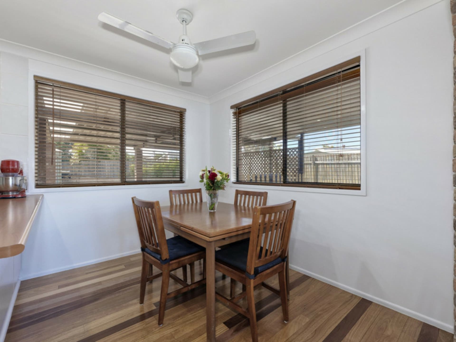 6 Boronia Court Avoca QLD, Avoca - Thumbnail 5