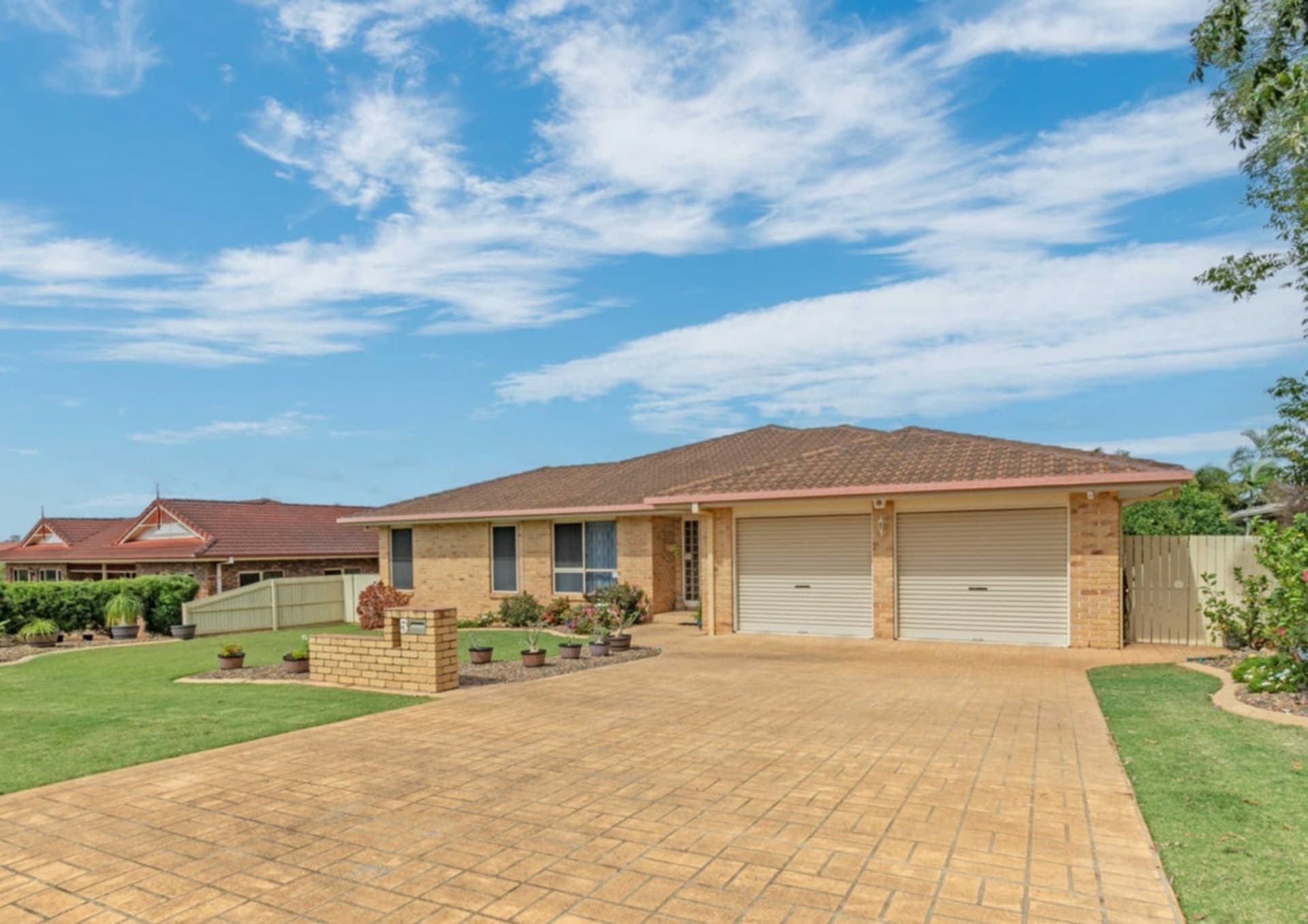 5 Robina Drive Avoca QLD, Avoca - Image 1