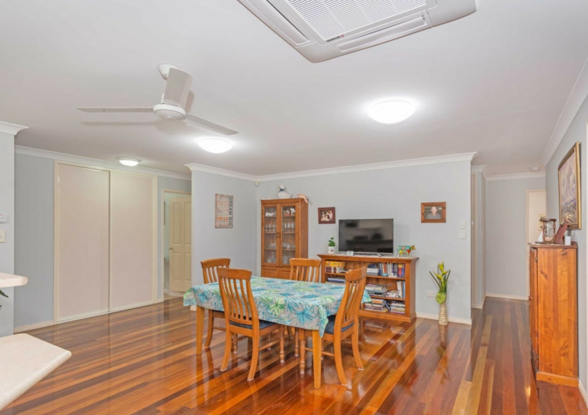 5 Robina Drive Avoca QLD, Avoca - Thumbnail 4