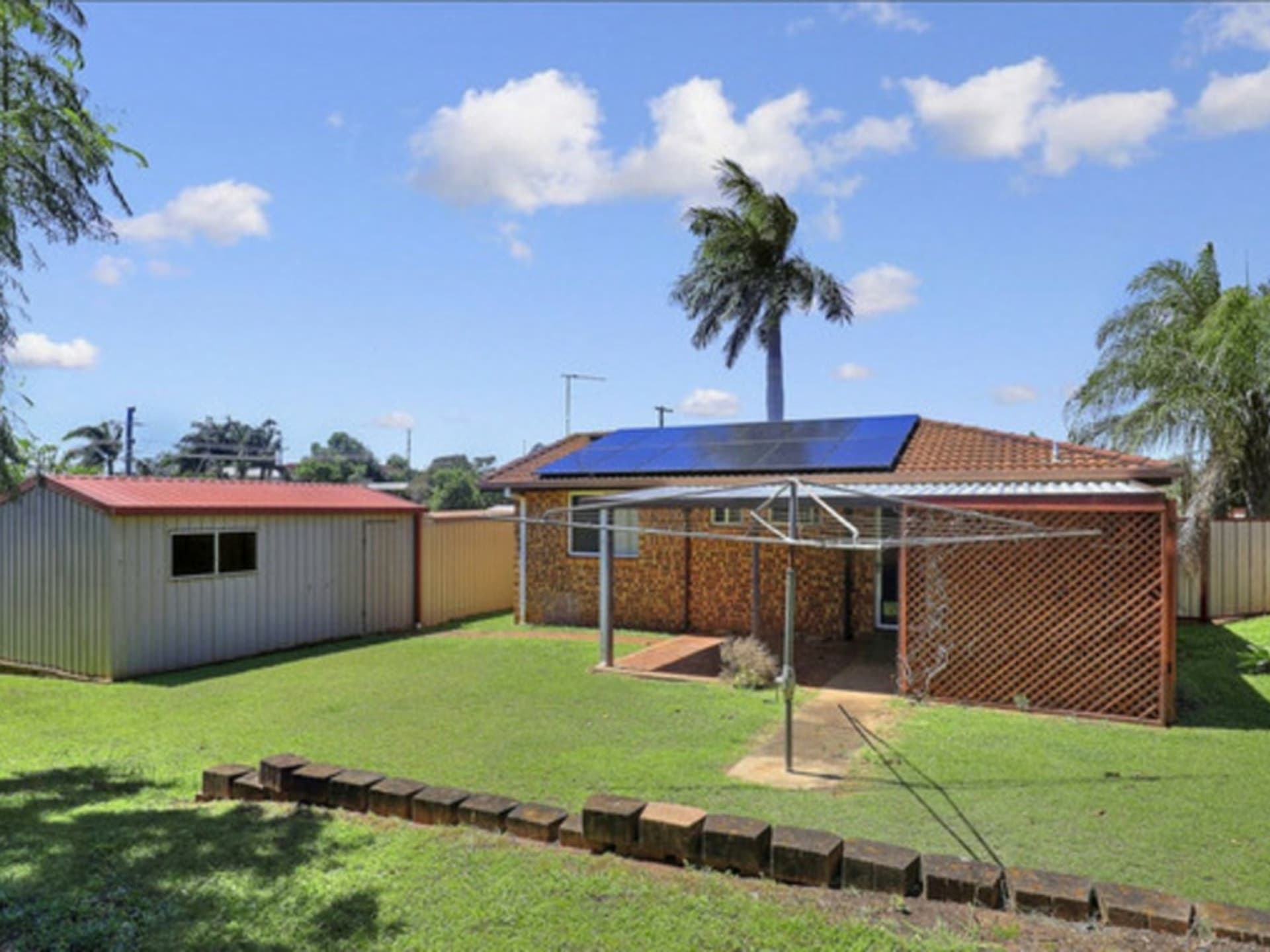 2 Ferny Avenue Avoca QLD, Avoca - Image 1