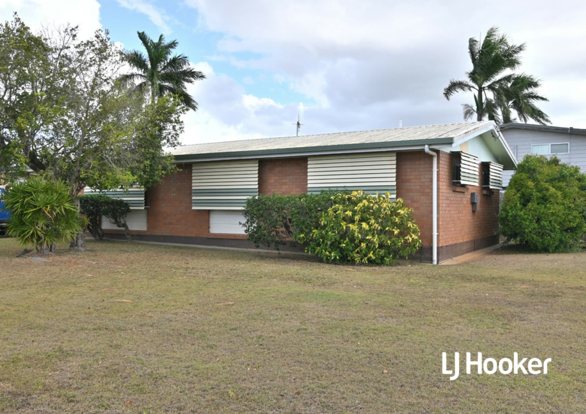 229 Branyan Street Avoca QLD, Avoca - Thumbnail 2