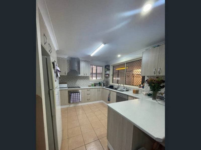 18 Ferny Avenue Avoca QLD, Avoca - Thumbnail 3