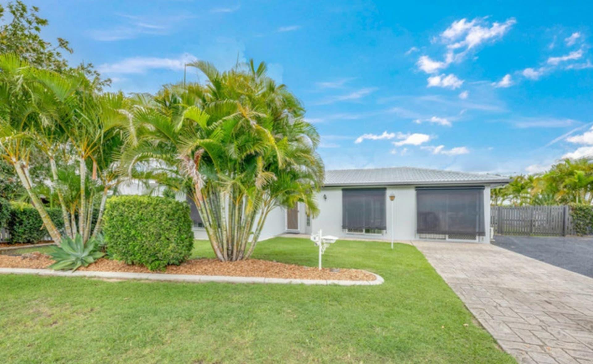 2 Gateway Street Avoca QLD, Avoca - Image 1