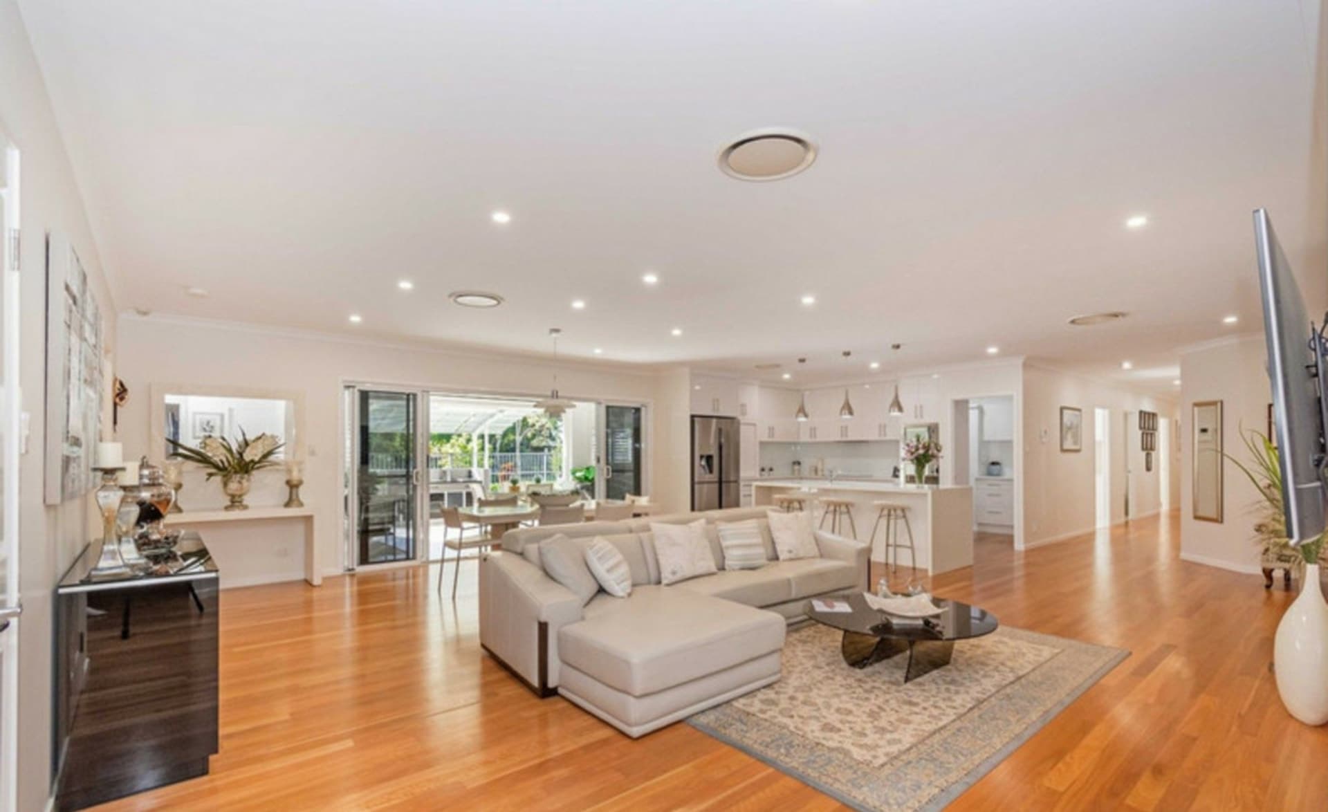 220 Branyan Drive Avoca QLD, Avoca - Thumbnail 4