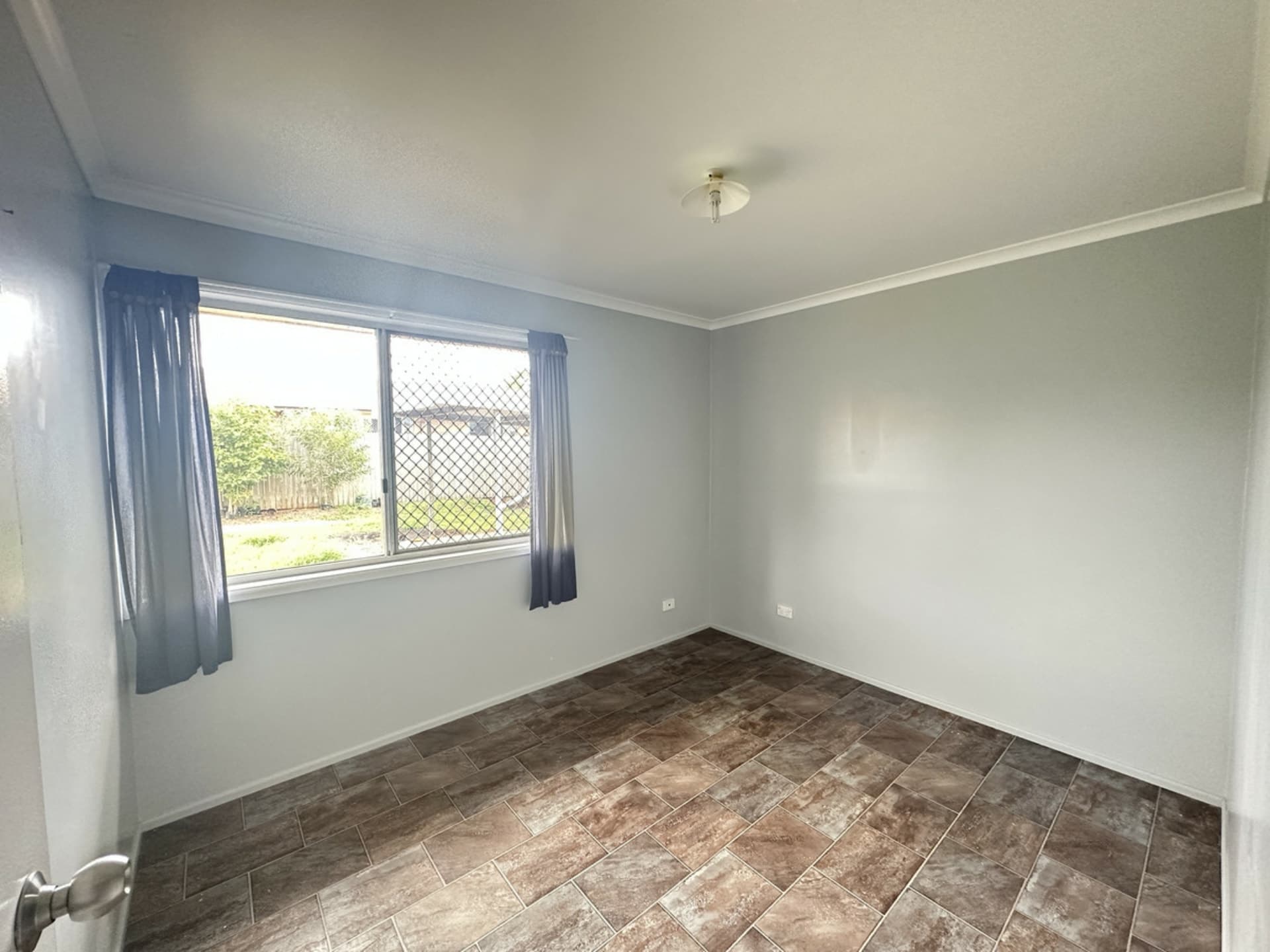 27 Hilltop Parade Avoca QLD, Avoca - Thumbnail 6
