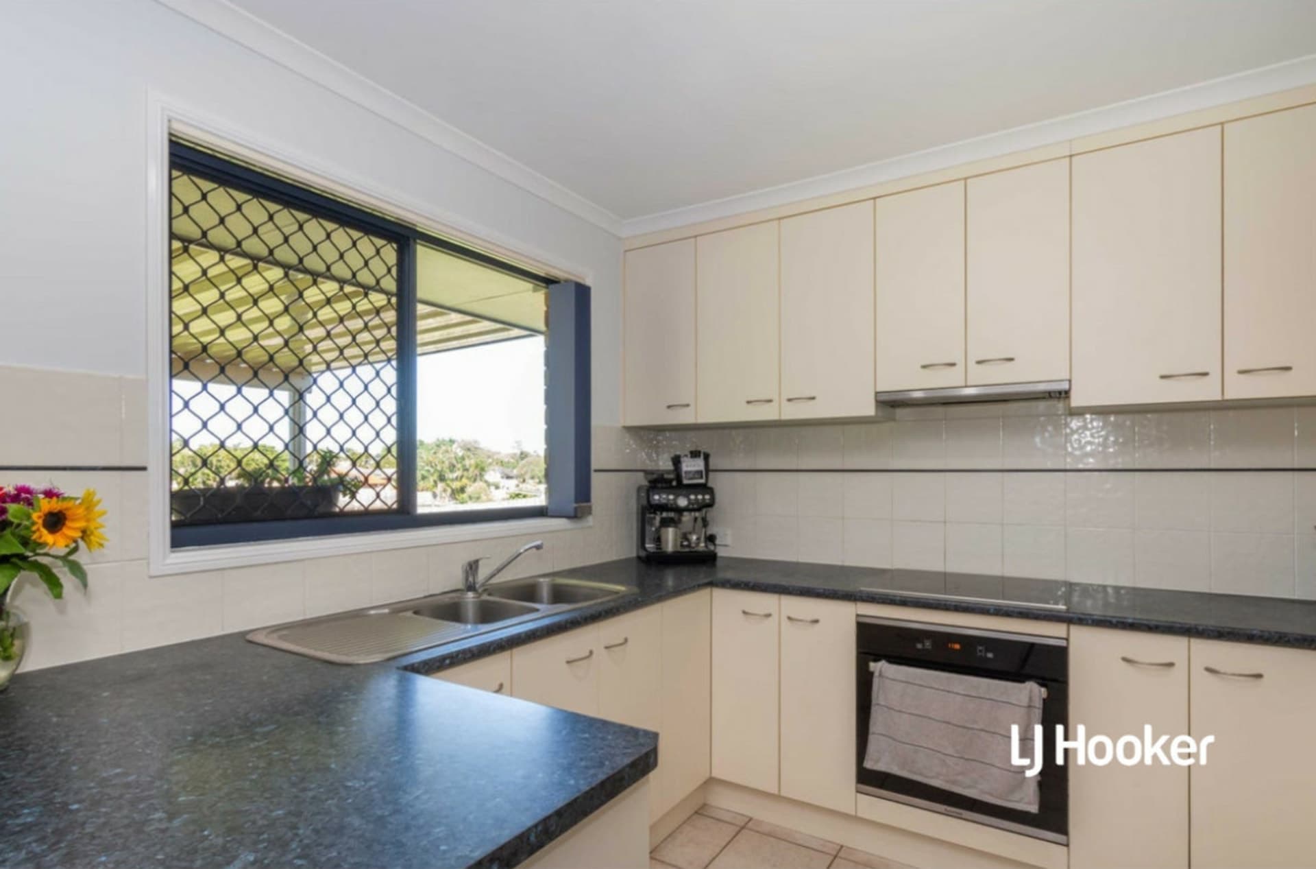 19 Michel Lane Avoca QLD, Avoca - Thumbnail 8