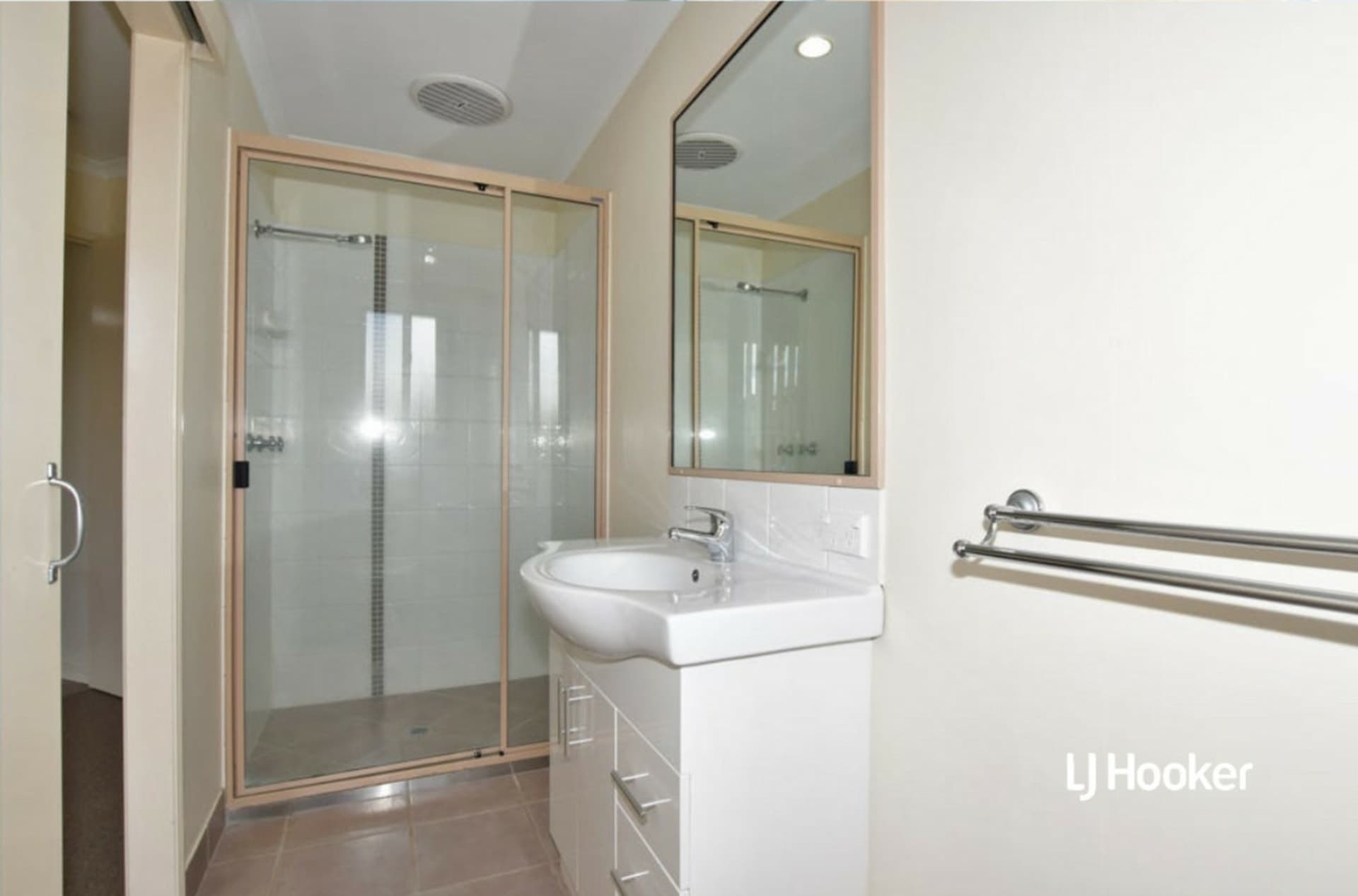 2 McShea Court Avoca QLD, Avoca - Thumbnail 7