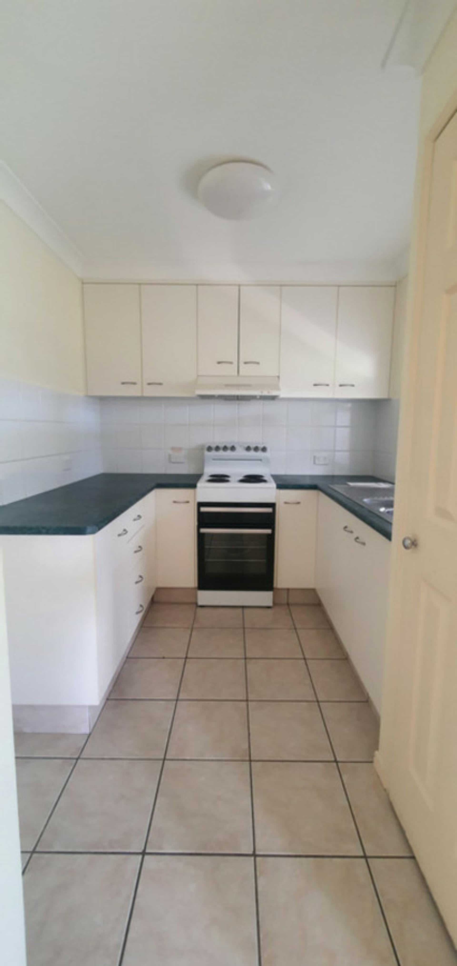 14 Mott Street Avoca QLD, Avoca - Thumbnail 2