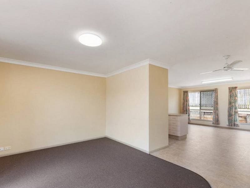 1 Hilltop Parade Avoca QLD, Avoca - Thumbnail 8