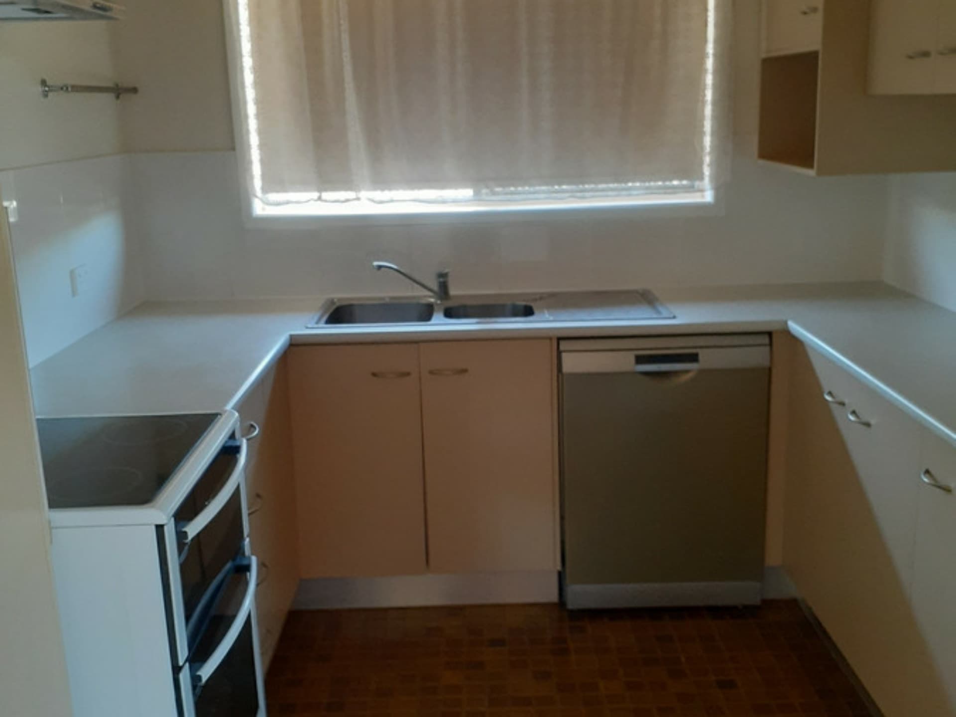 8 Ferny Avenue Avoca QLD, Avoca - Thumbnail 4