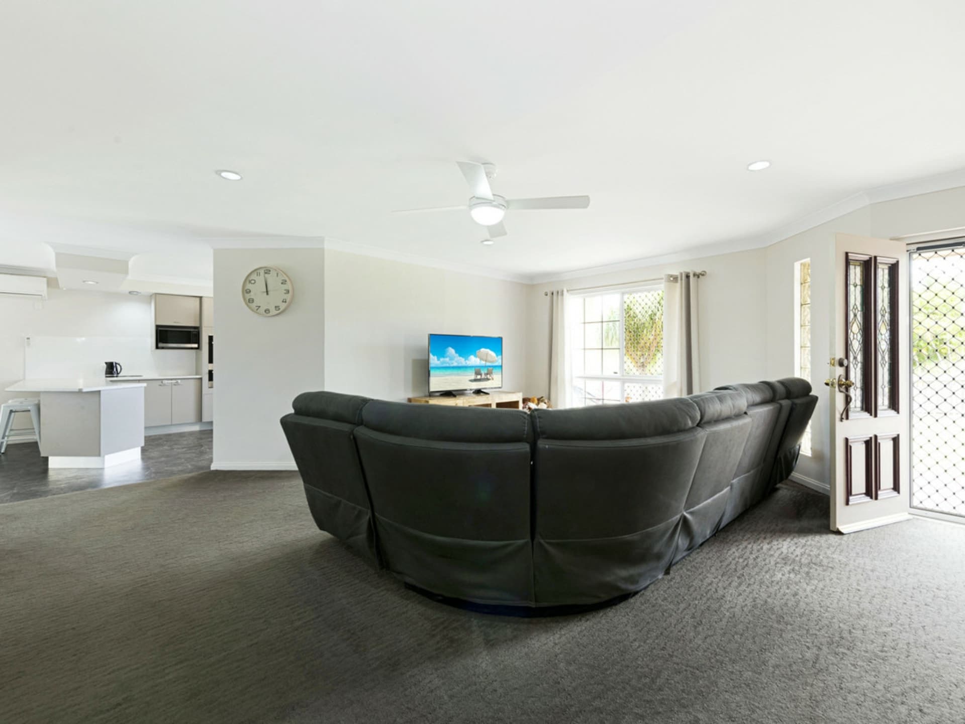 6 Whitehall Court Avoca QLD, Avoca - Thumbnail 5