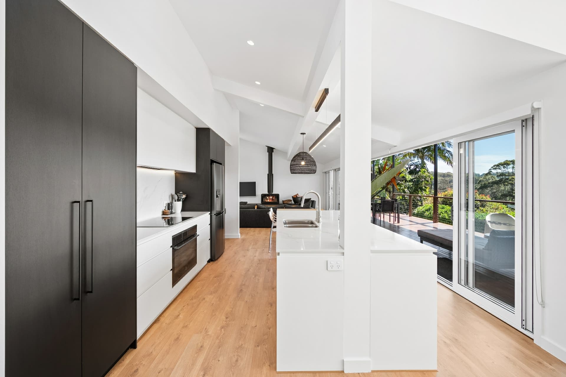 83A Hillside Road Avoca Beach NSW, Avoca Beach - Thumbnail 2