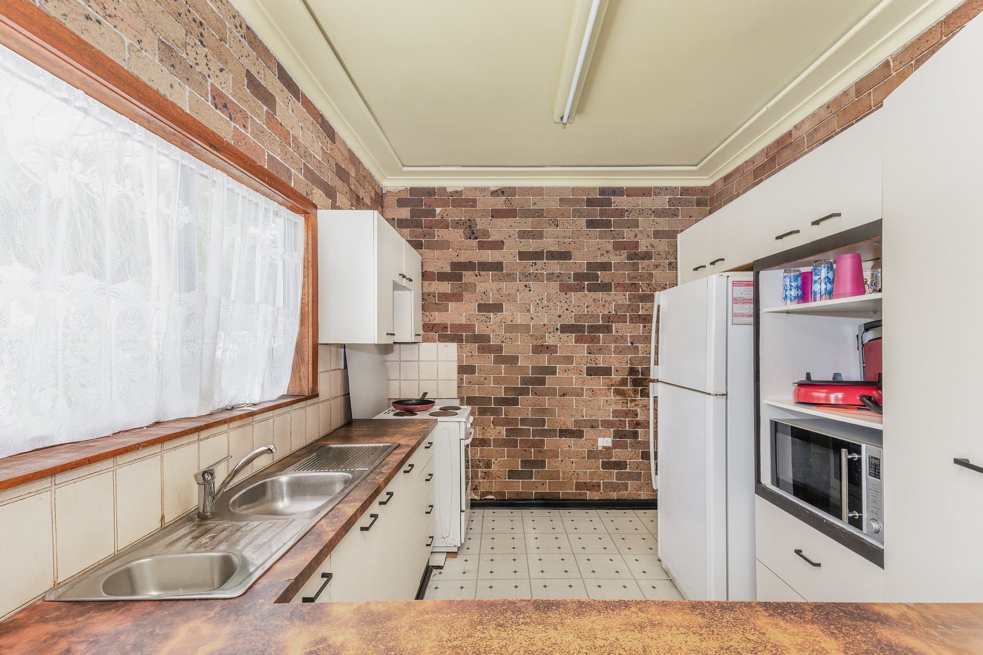 406 Forest Road, Kirrawee - Thumbnail 2