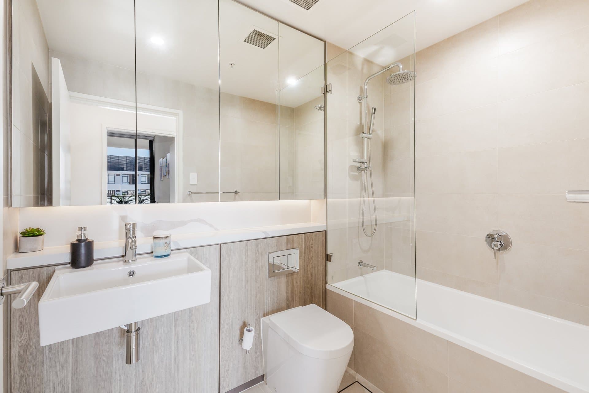 1203/35 Flora Street, Kirrawee - Thumbnail 3