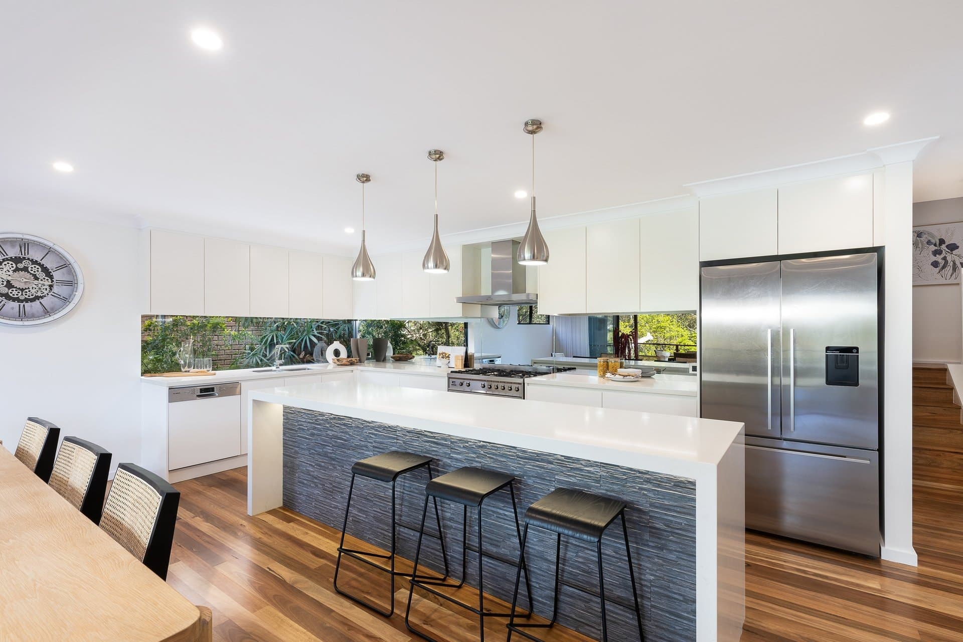 31 Valley Way, Gymea Bay - Thumbnail 2