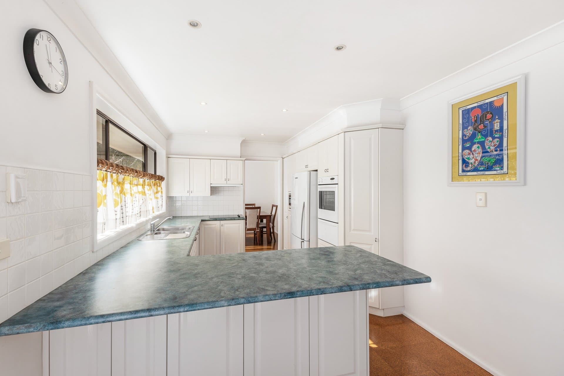 10 Serpentine Road, Gymea - Thumbnail 5