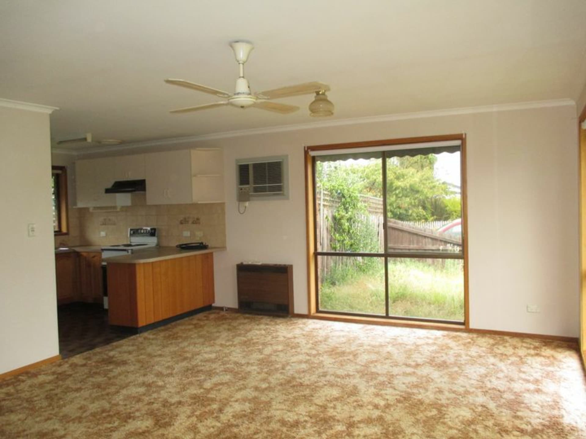 Unit 1/1 Dahlsen Crescent, Bairnsdale, Bairnsdale - Thumbnail 2