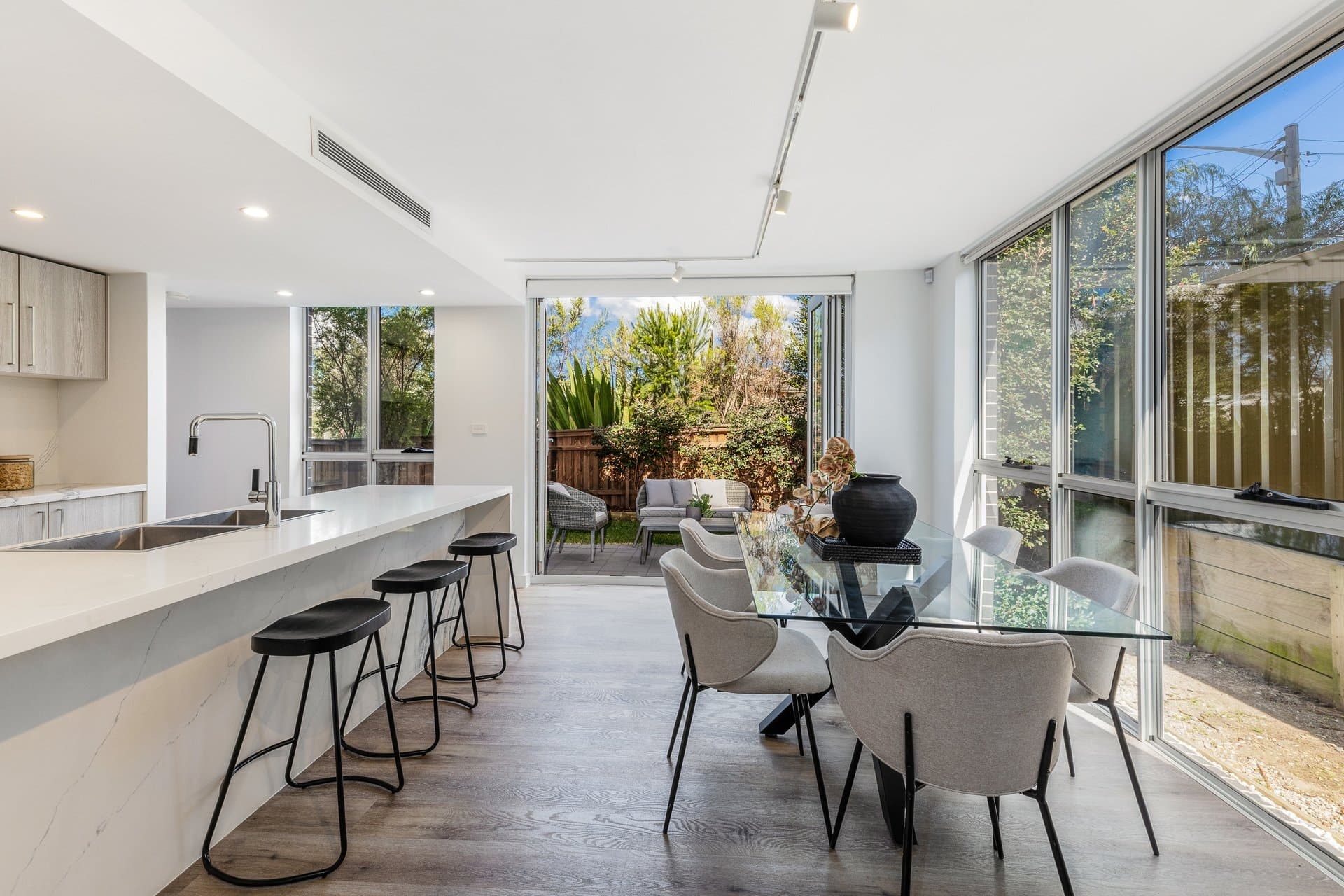 1/365 President Avenue, Gymea - Thumbnail 2