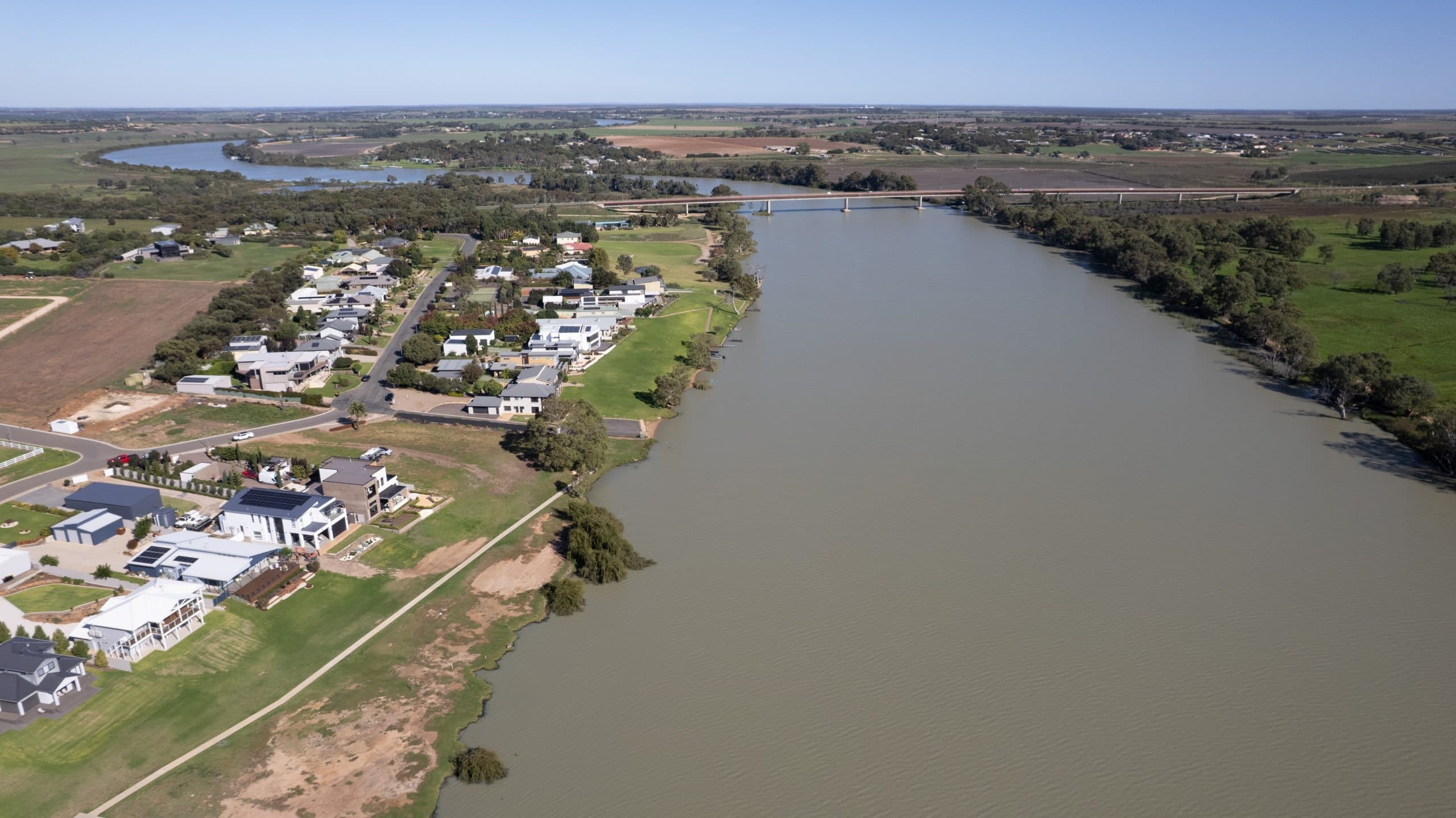 5 aurora view, long flat, SA, Long Flat - Thumbnail 3