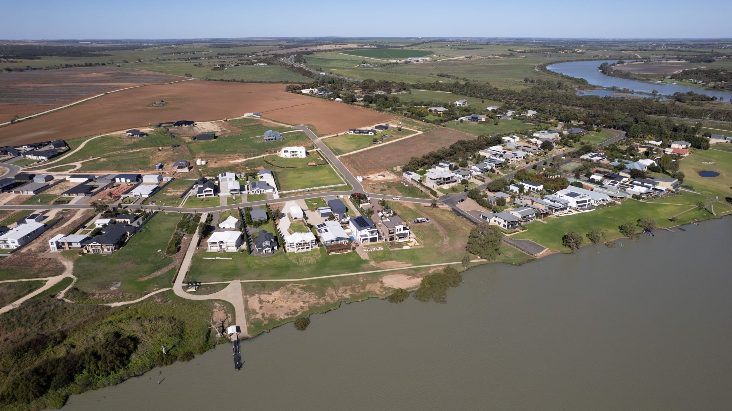 5 aurora view, long flat, SA, Long Flat - Thumbnail 5