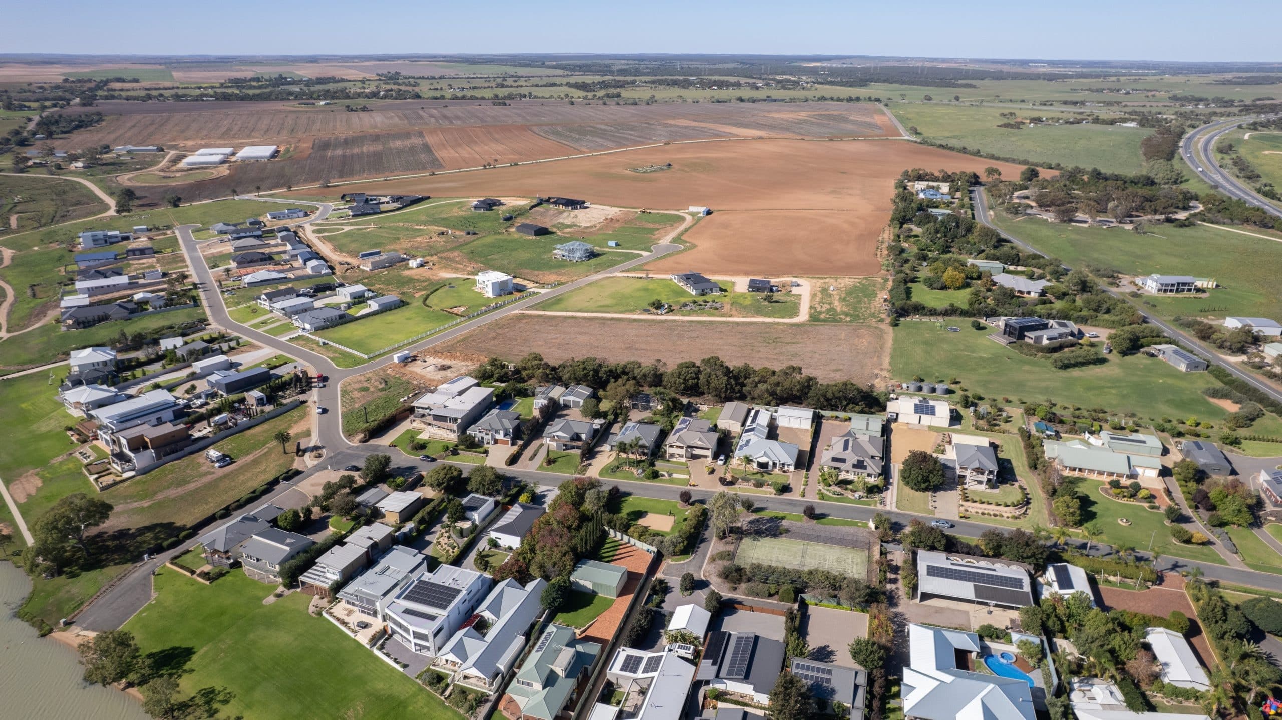 5 aurora view, long flat, SA, Long Flat - Thumbnail 6