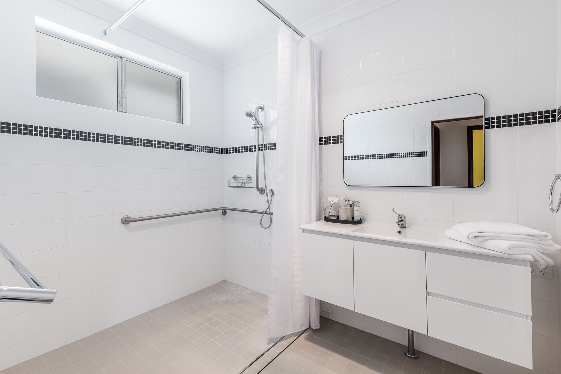 13 Kemp Avenue, Kirrawee - Thumbnail 4