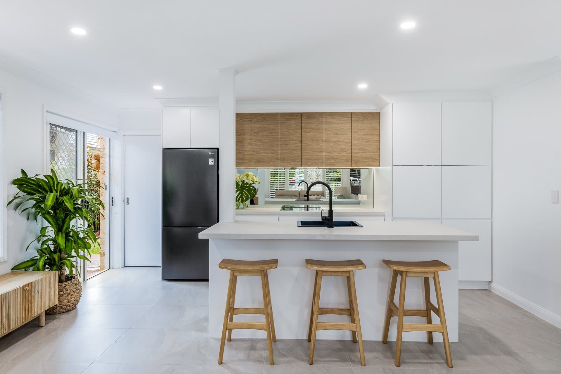 1/6-8 Kitchener Street, Caringbah - Image 1