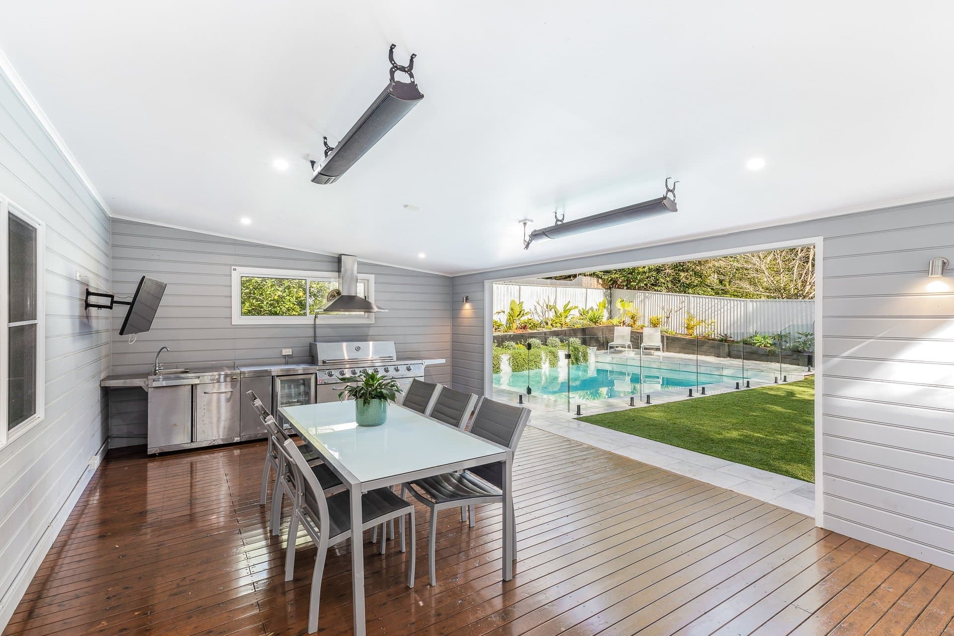 253 North West Arm Road, Grays Point - Image 1