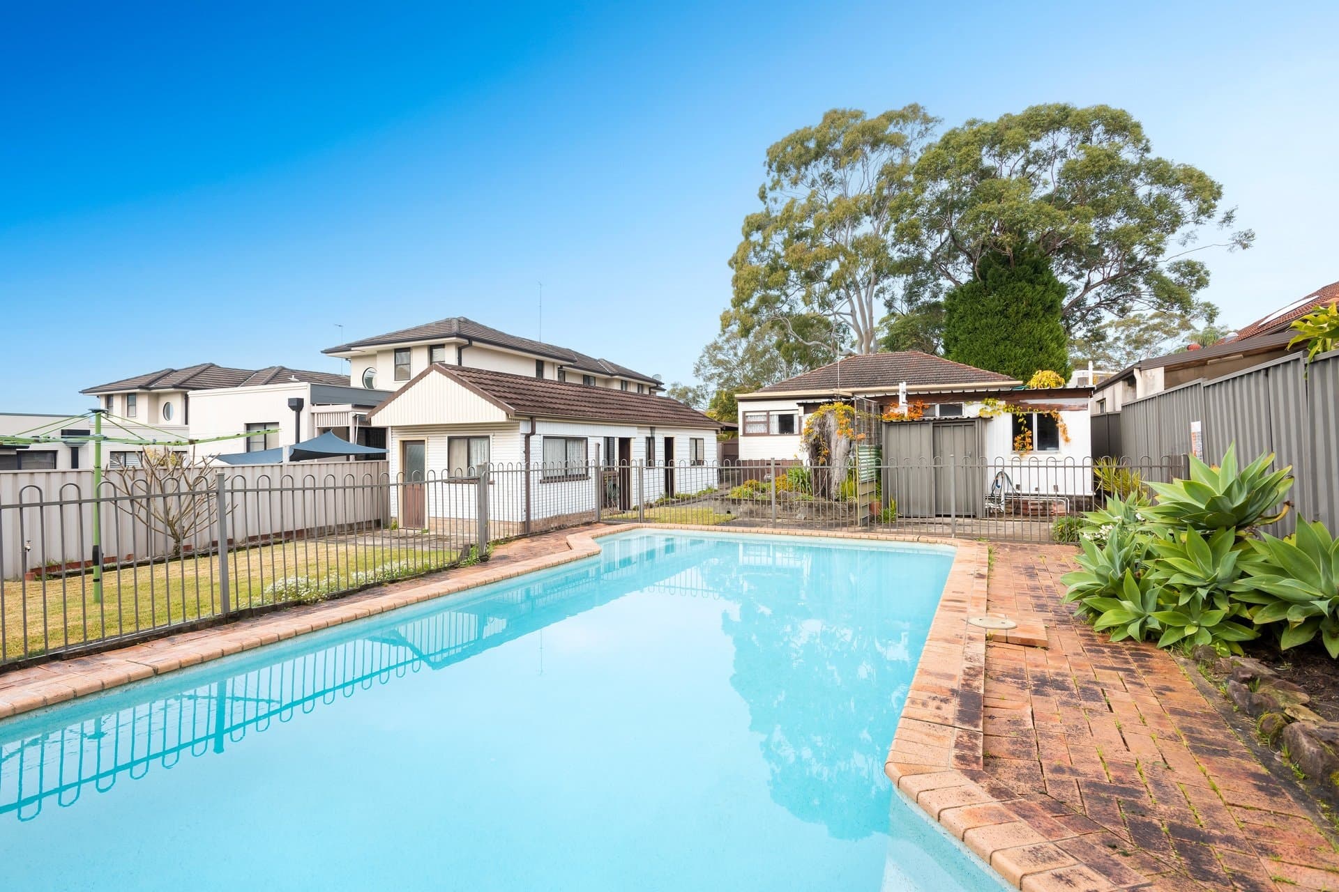 5 Second Avenue, Gymea Bay - Image 1