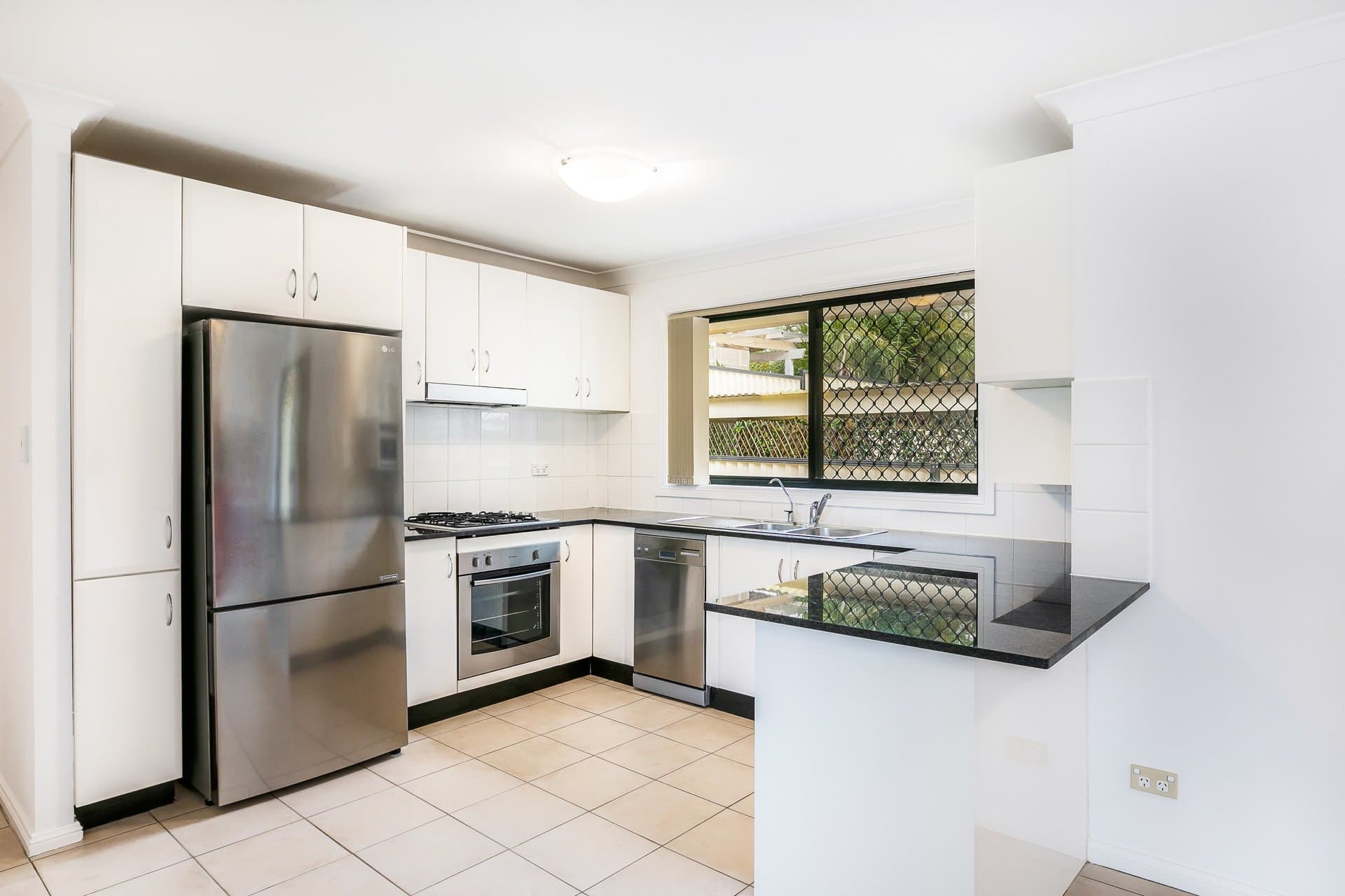 3/40 Manchester Road, Gymea - Image 1