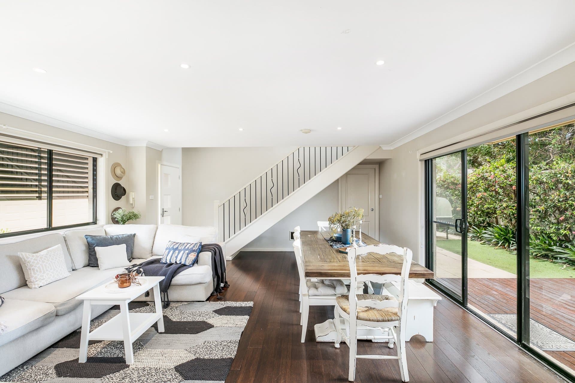 2/404 Forest Road, Kirrawee - Image 1