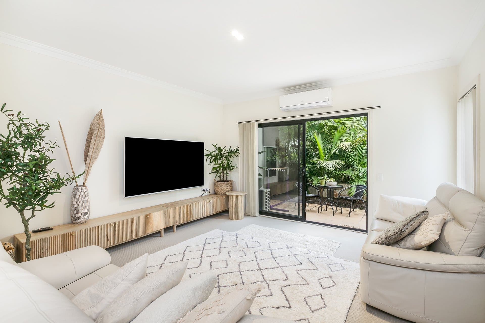 5/17-21 Clements Parade, Kirrawee - Image 1