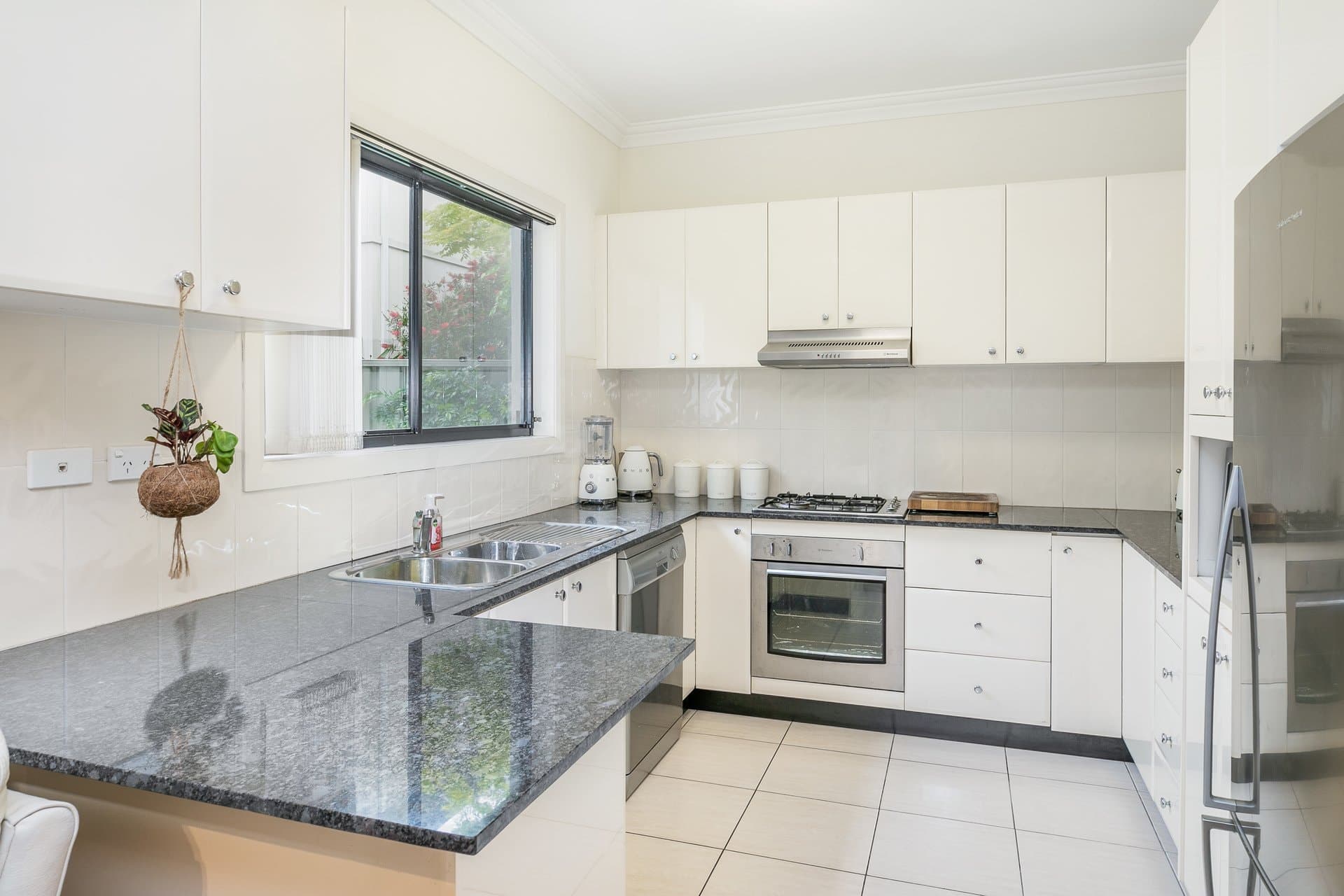5/17-21 Clements Parade, Kirrawee - Thumbnail 4