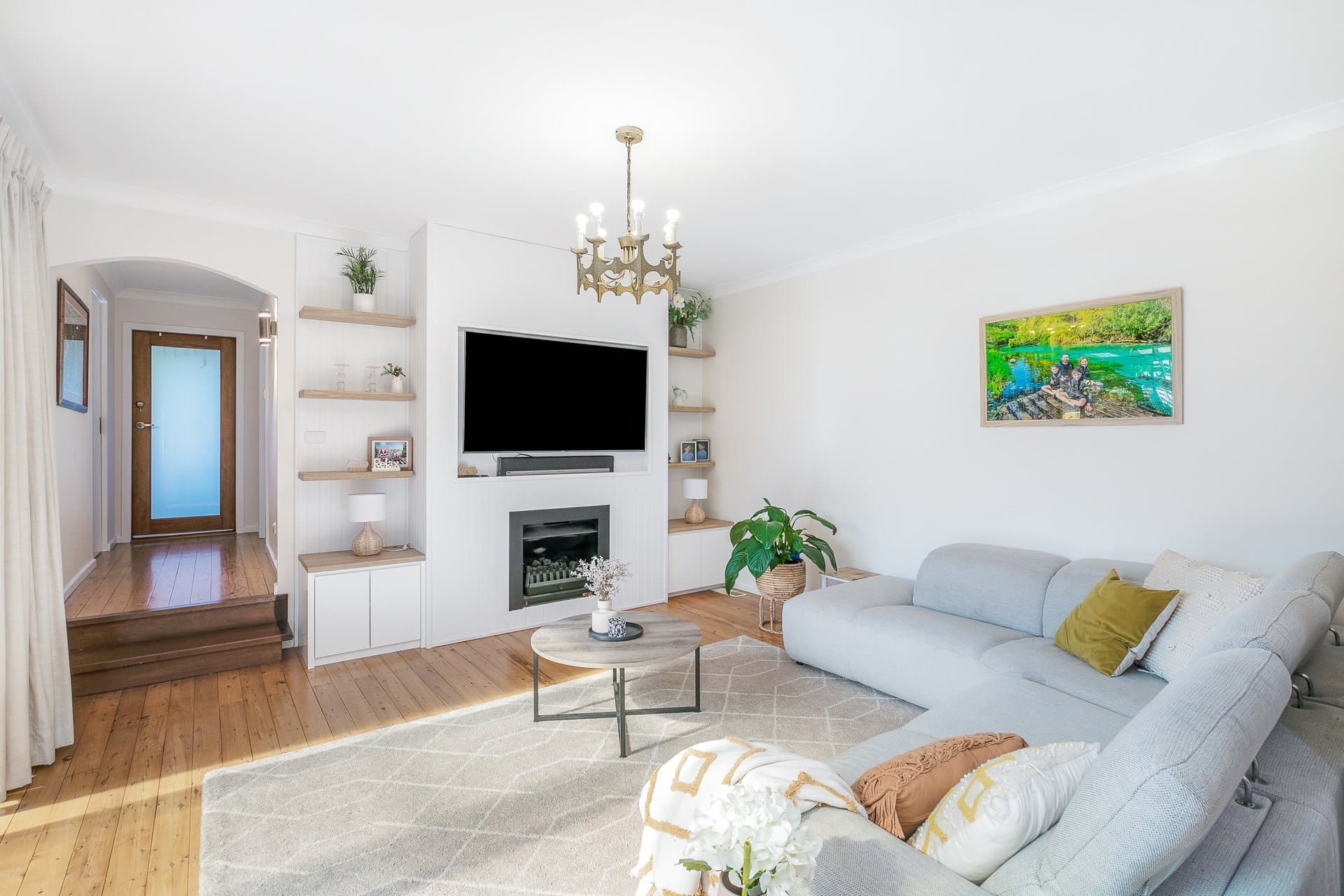 12 Mikarie Place, Kirrawee - Thumbnail 2