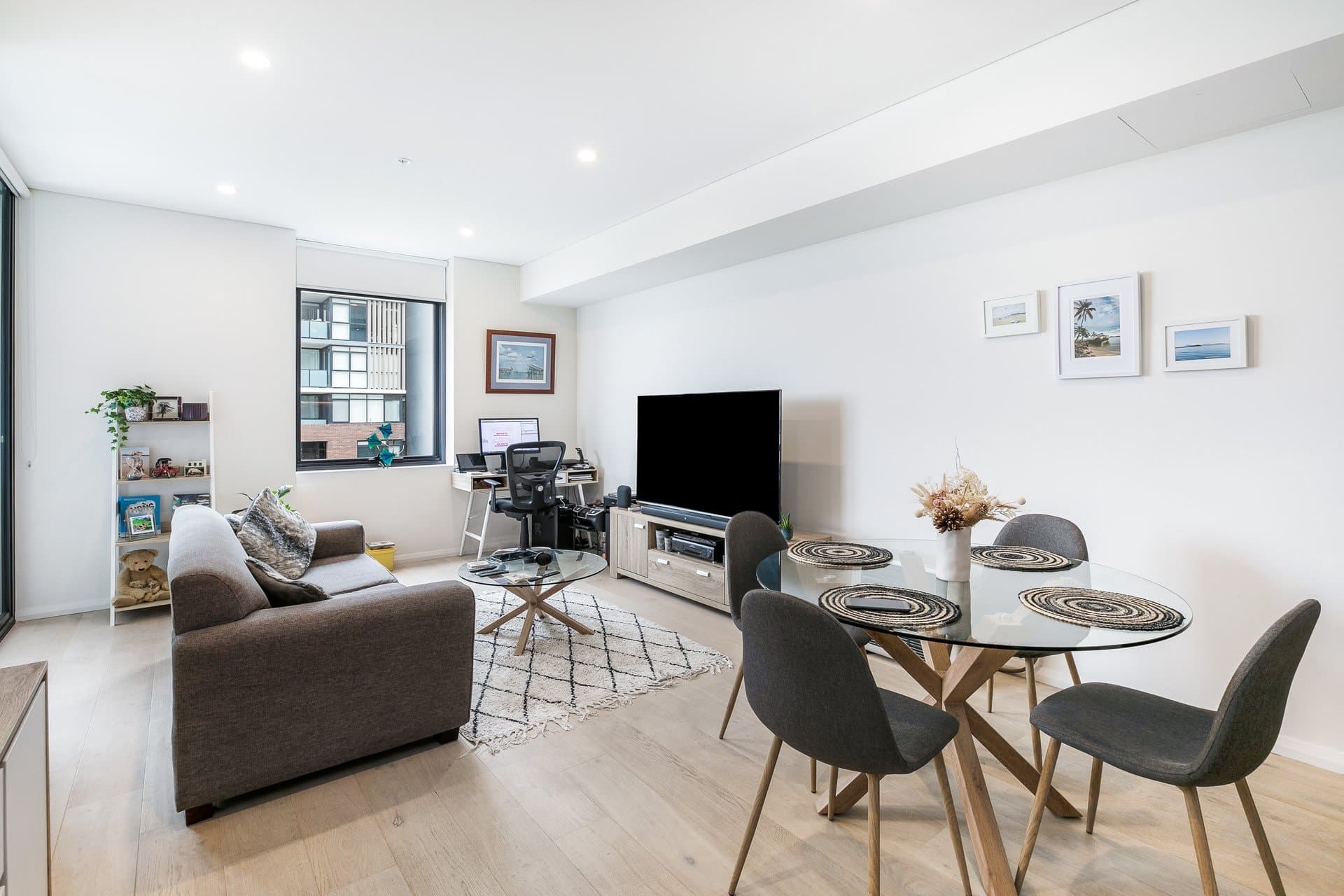 622/10 Village Place, Kirrawee - Image 1