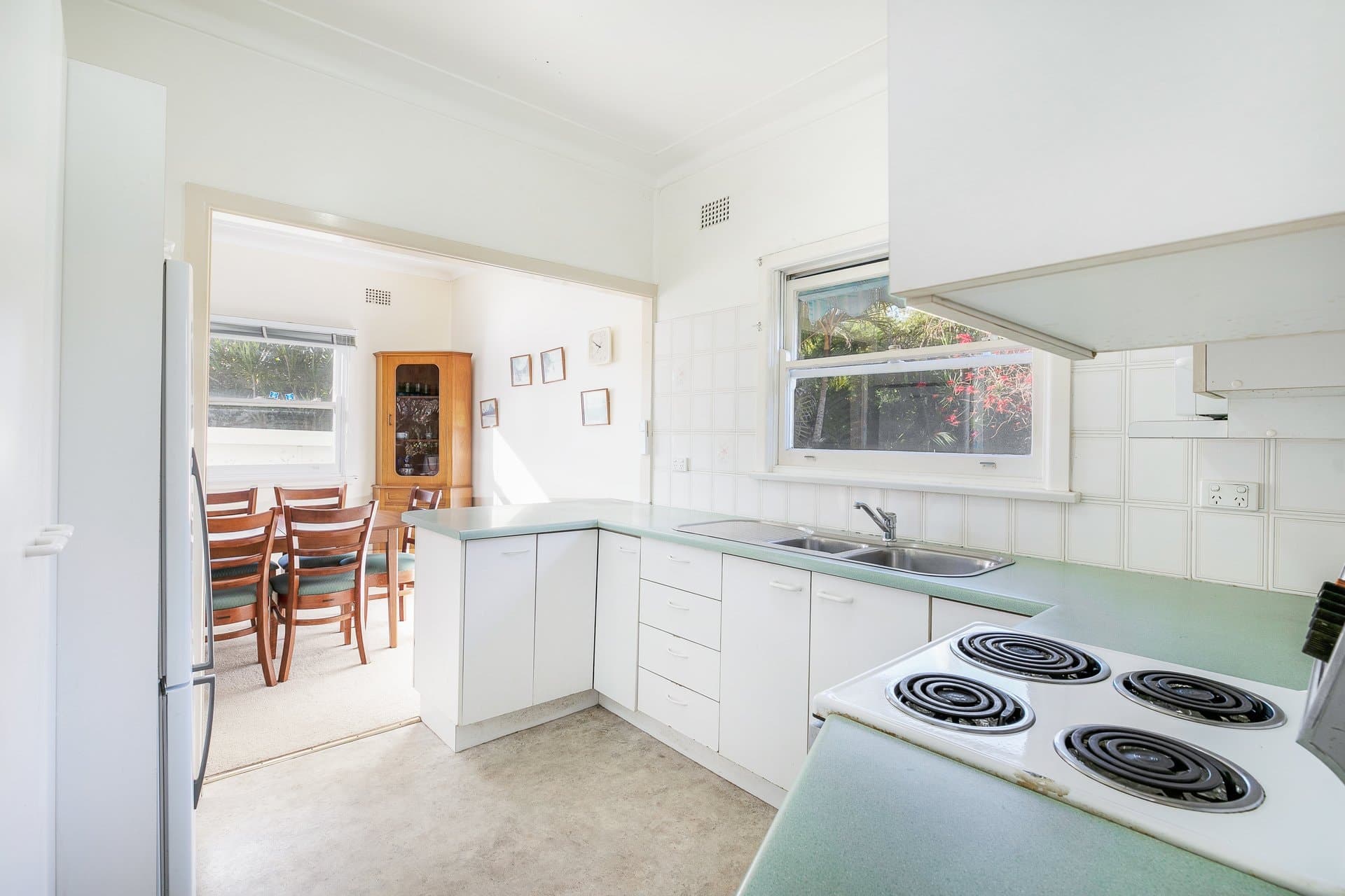 14 Lowana Avenue, Kirrawee - Thumbnail 3