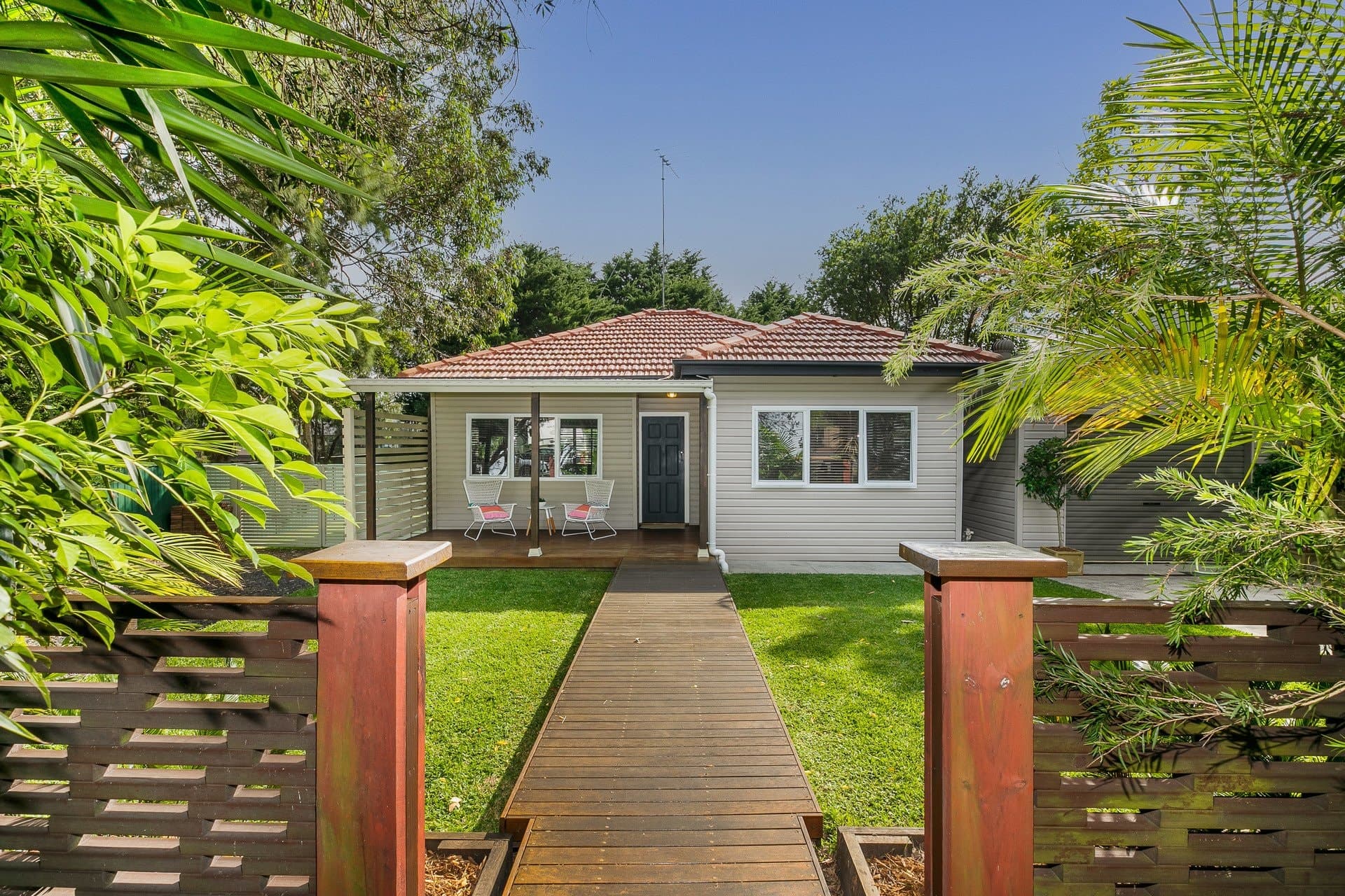 291 Forest Road, Kirrawee - Image 1