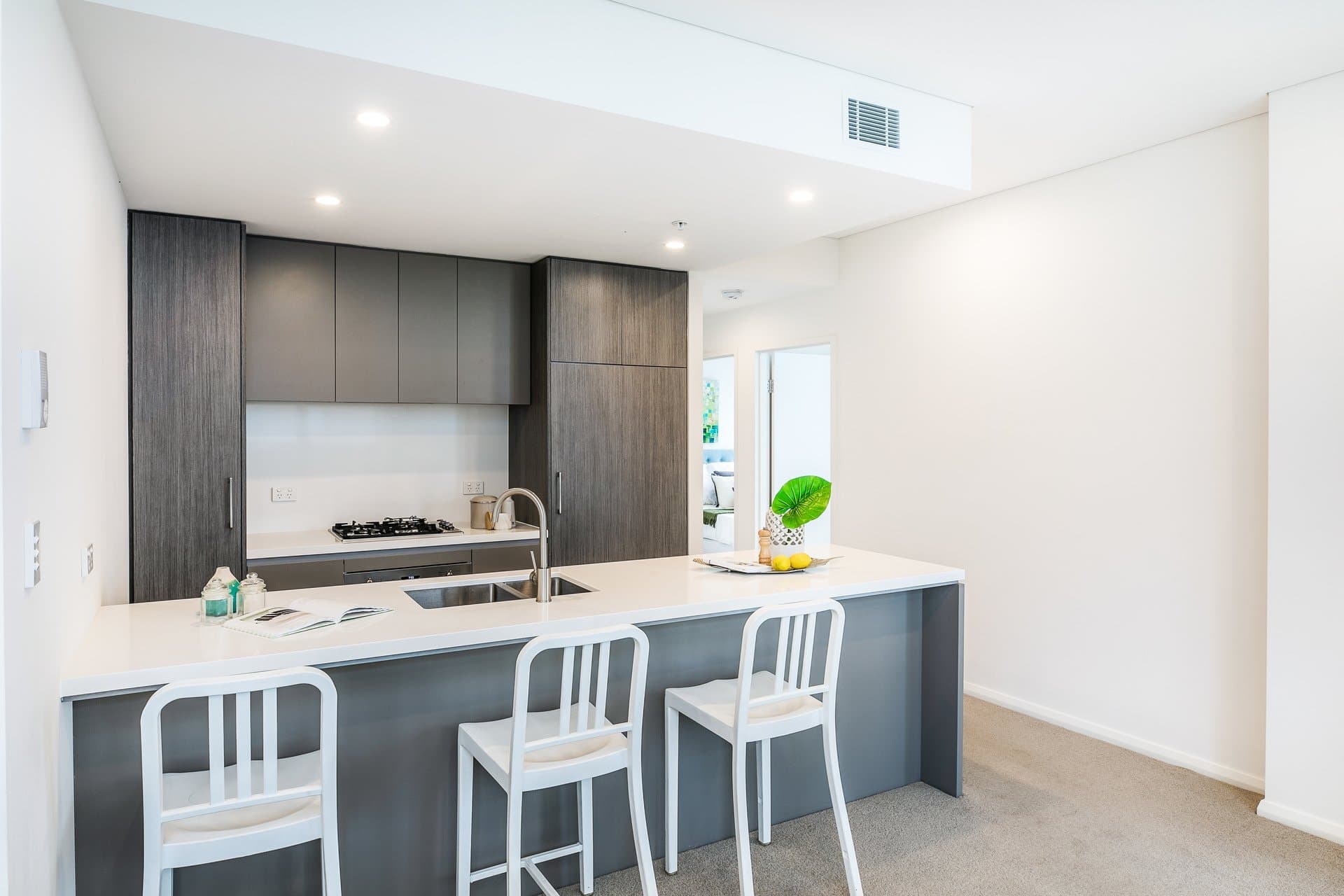 507/3 Village Place, Kirrawee - Thumbnail 2