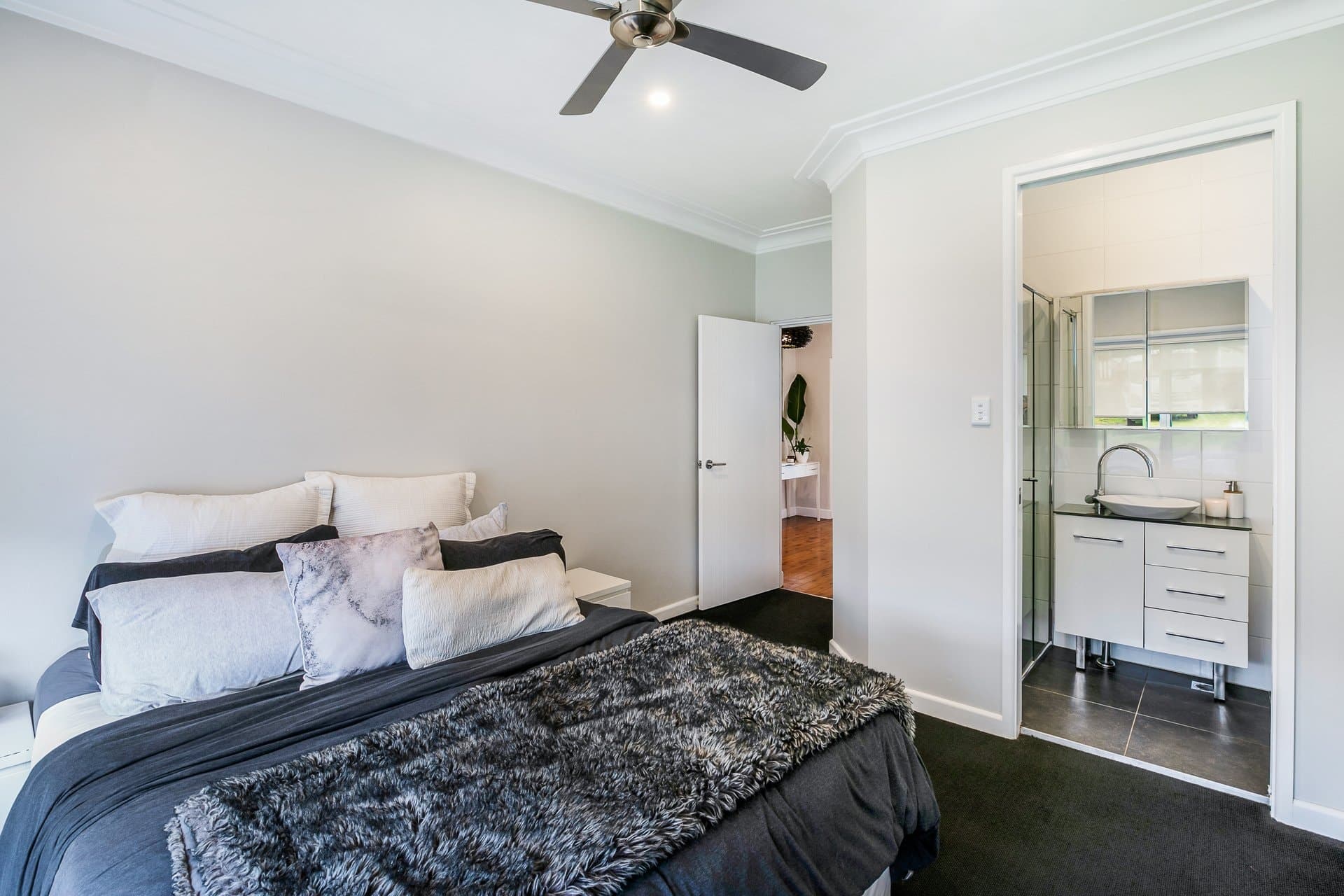 1 Gilmore Avenue, Kirrawee - Thumbnail 4