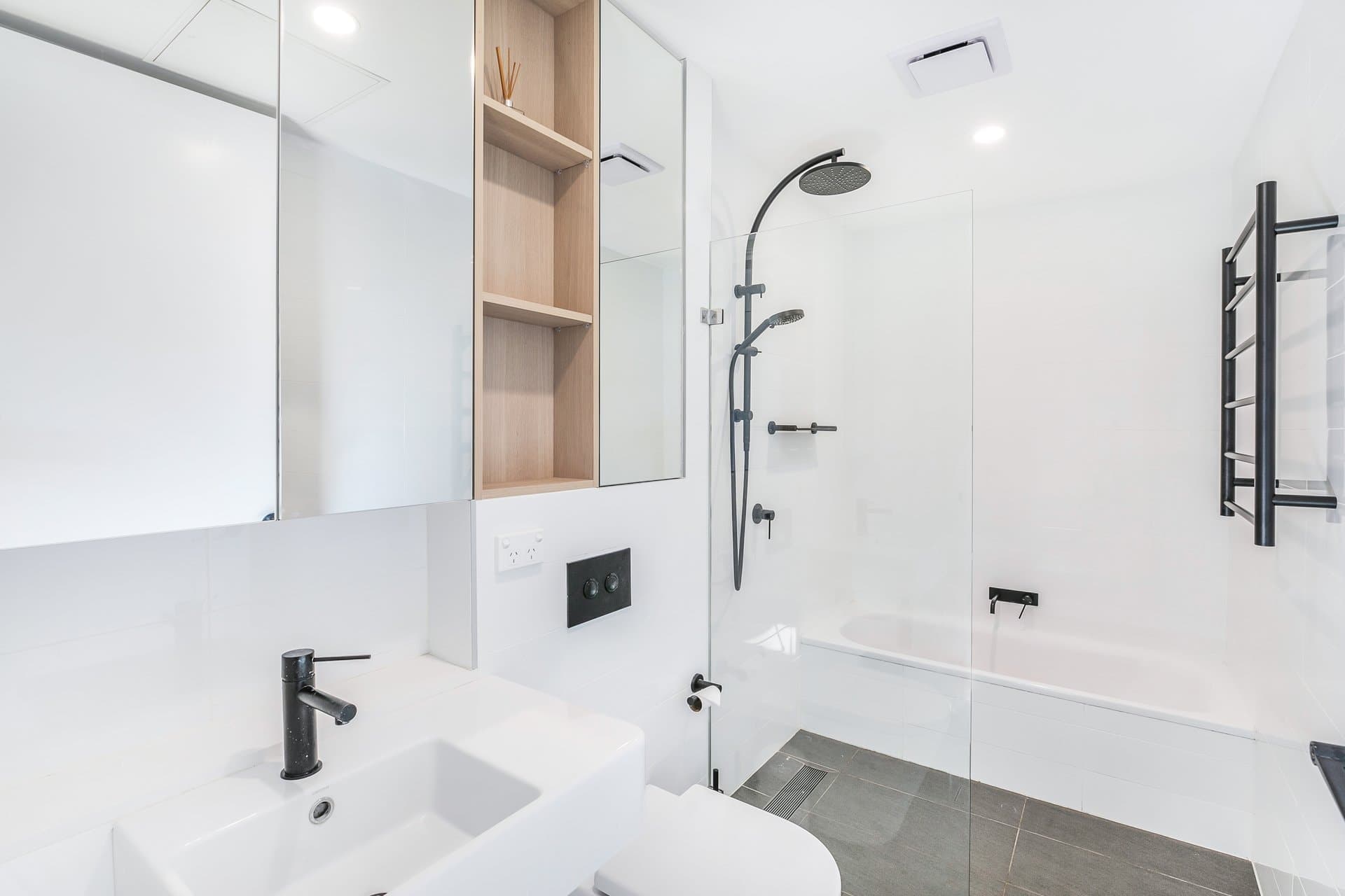 1/8 North West Arm Road, Gymea - Thumbnail 4