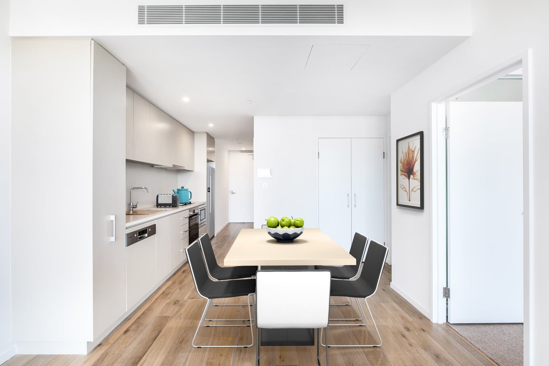 902/3 Blake Street, Kogarah - Thumbnail 3
