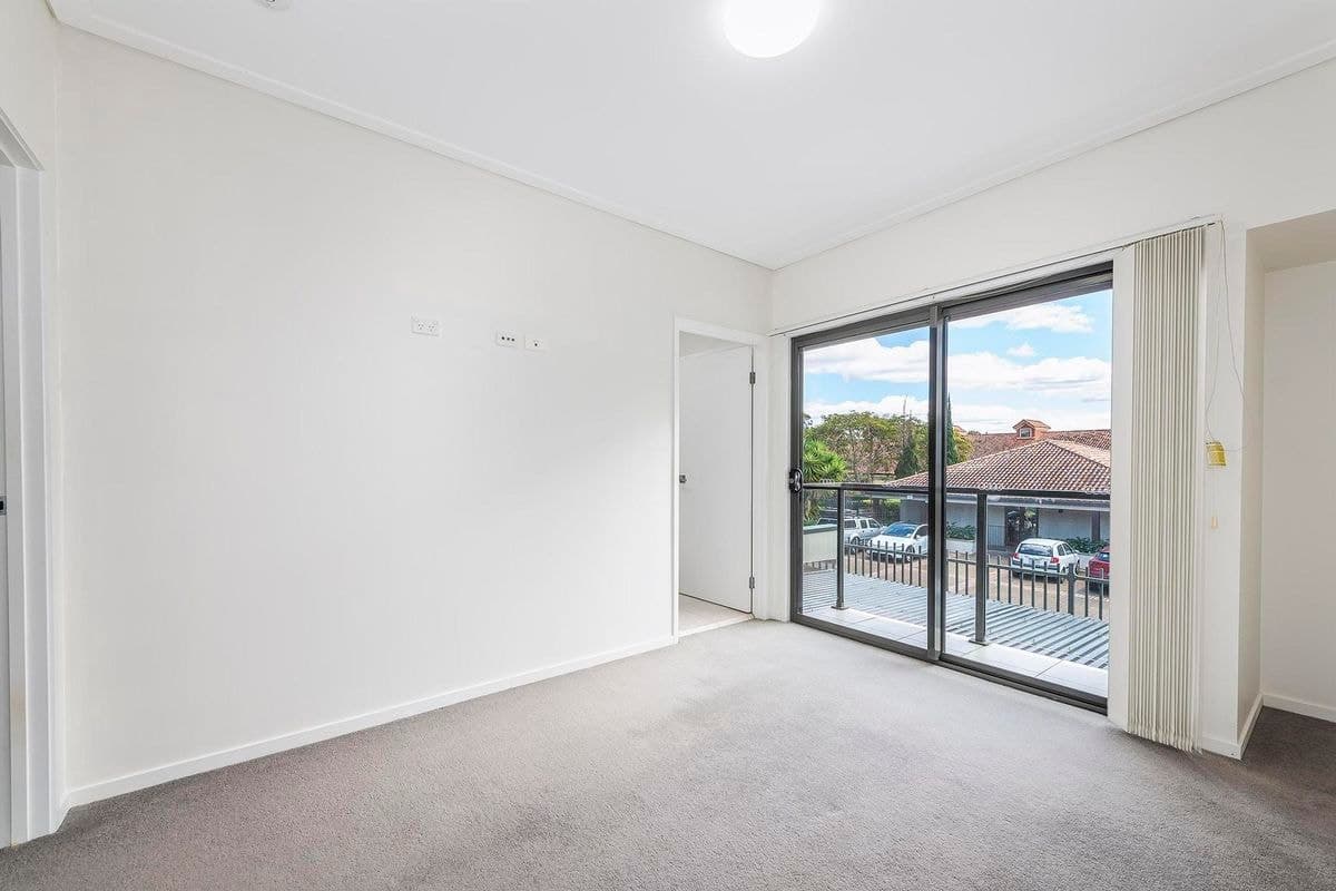 17 / 2 THE GARDENWAY, Robina, Robina - Thumbnail 6