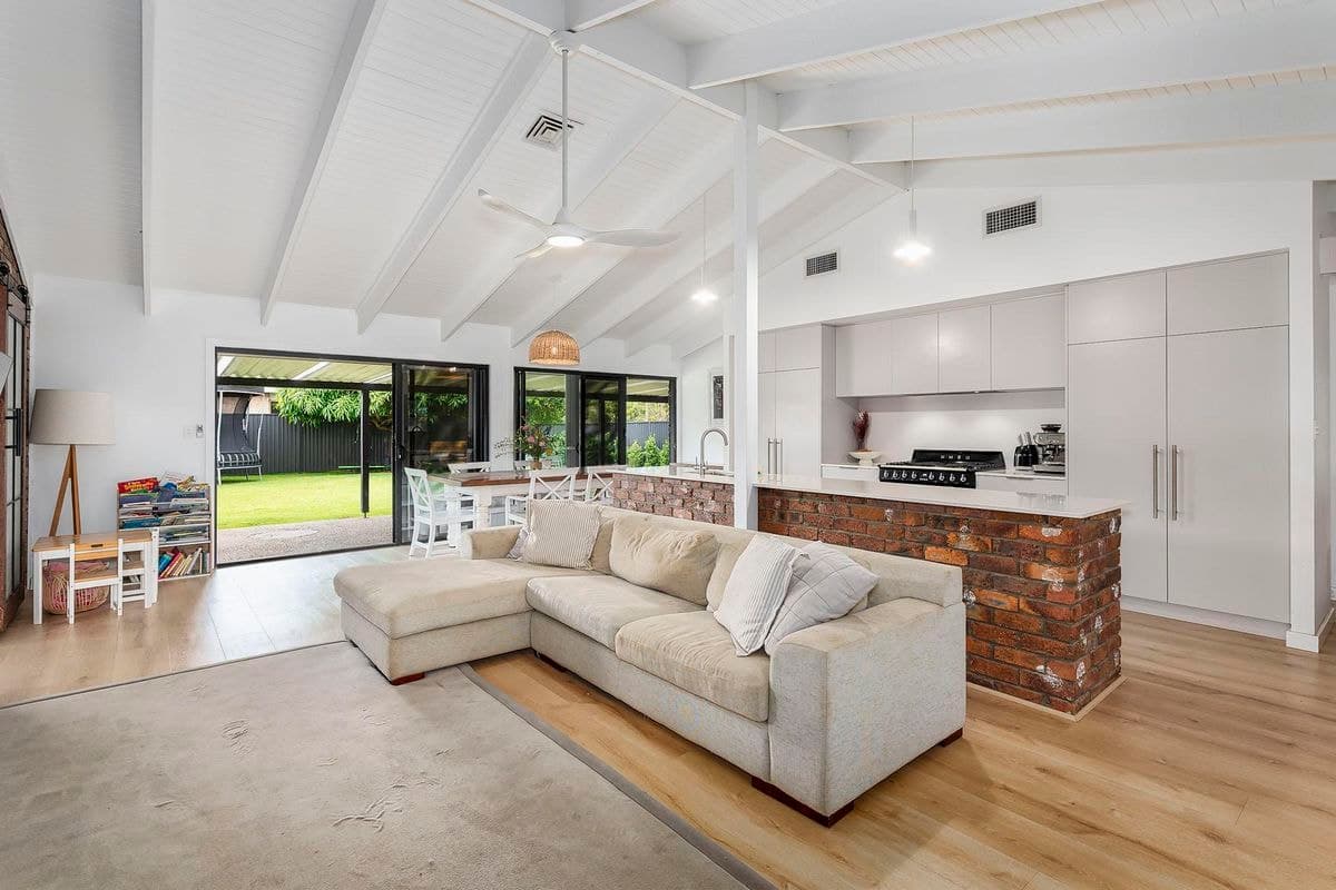 25 TUGUN STREET, Tugun, Tugun - Thumbnail 2