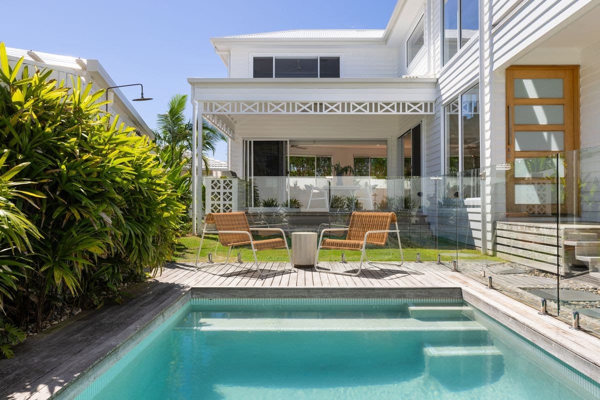 25 PETER PARADE, Mermaid Waters, Mermaid Waters - Thumbnail 2