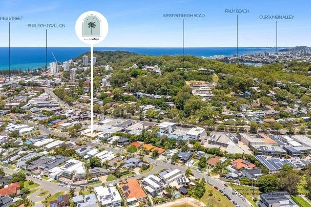 92 ACANTHUS AVENUE, Burleigh Heads, Burleigh Heads - Thumbnail 3