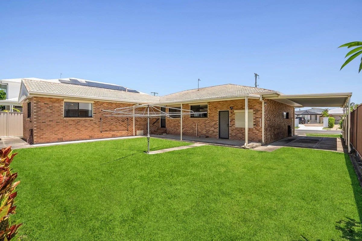 92 ACANTHUS AVENUE, Burleigh Heads, Burleigh Heads - Thumbnail 6