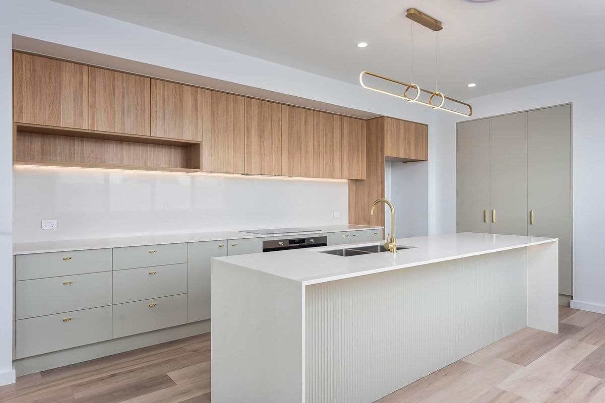 2 / 22 T E Peters Drive, Broadbeach Waters, Broadbeach Waters - Thumbnail 3