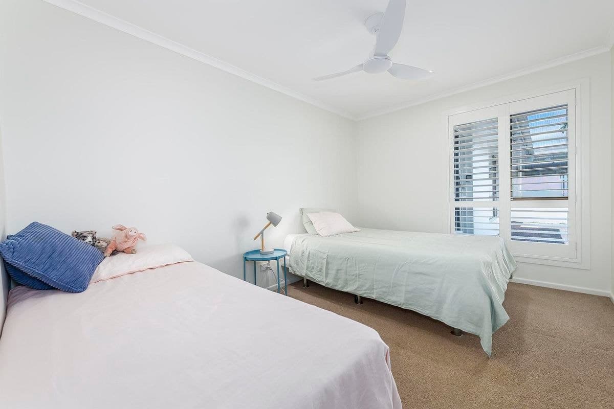 23 MURTHA DRIVE, Elanora, Elanora - Thumbnail 8