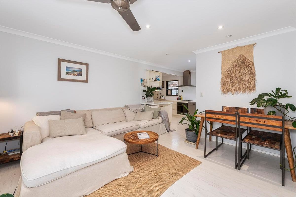 2 / 21 FARRELL DRIVE, Tugun, Tugun - Thumbnail 2