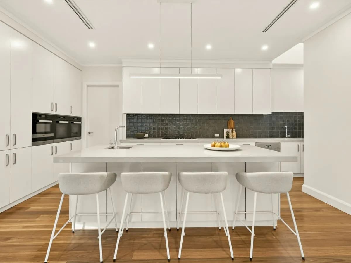 2 Murrung Way, CASTLE HILL, Castle Hill - Thumbnail 6